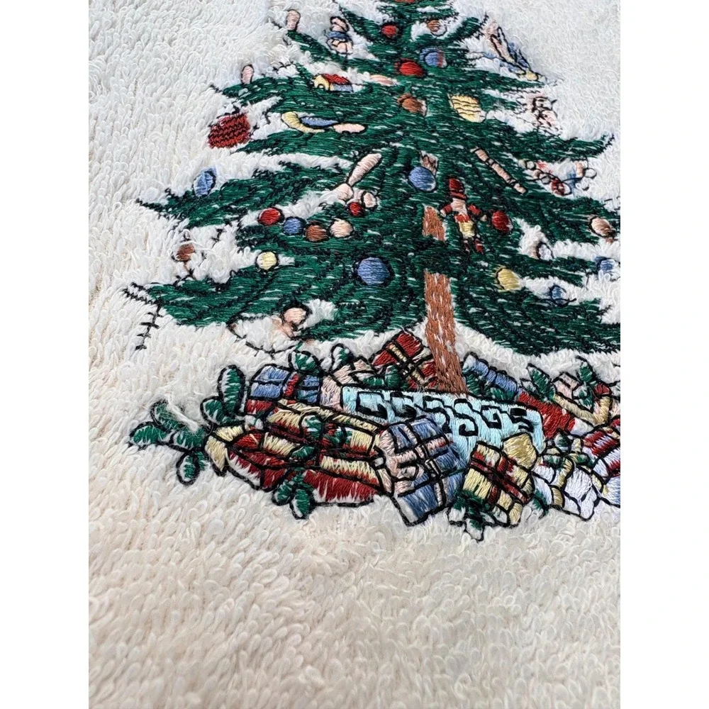 Spode Christmas Tree 4 Piece‎ Set 2 Bath Towels 1 Hand Towel 1 Oven Mitt Green